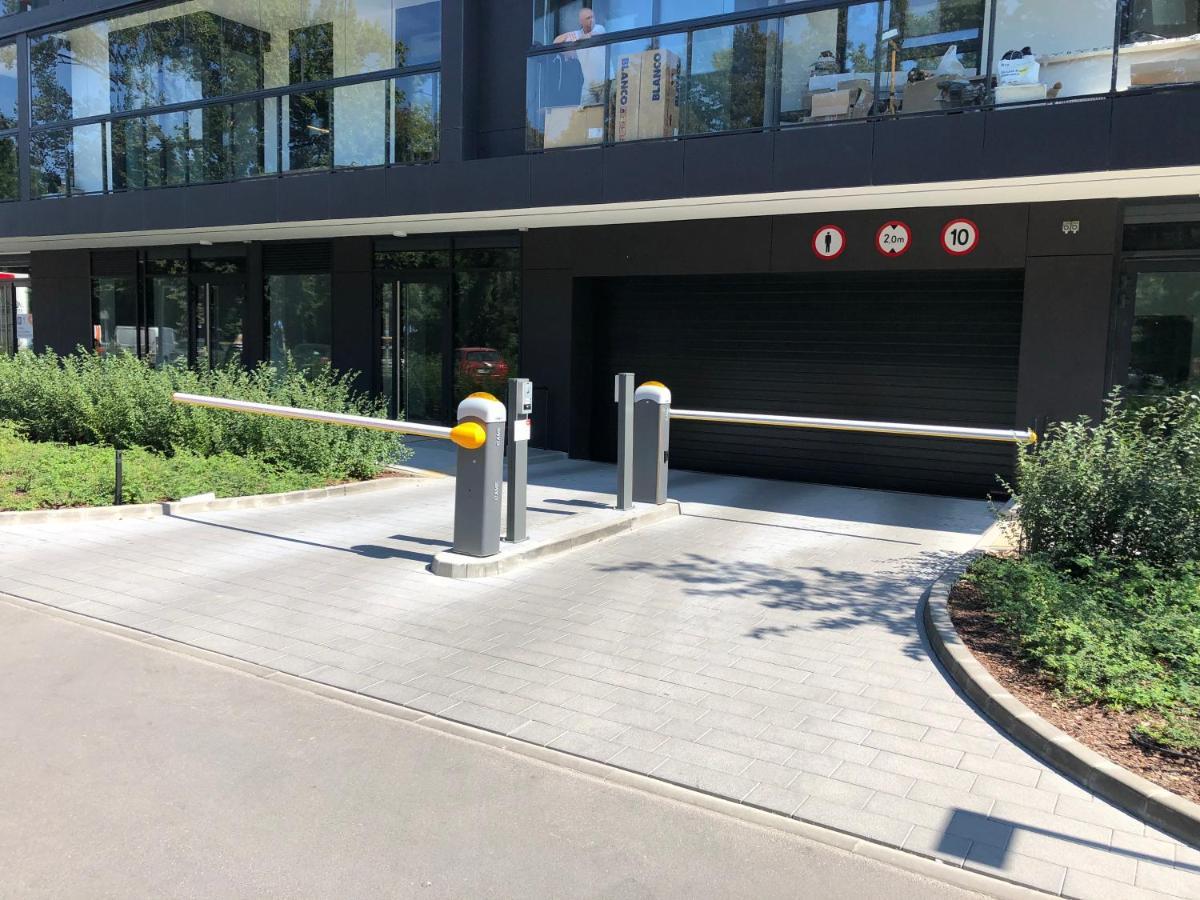 Vizzit Us Premium Apartments Marina Mokotów Warschau Exterior foto