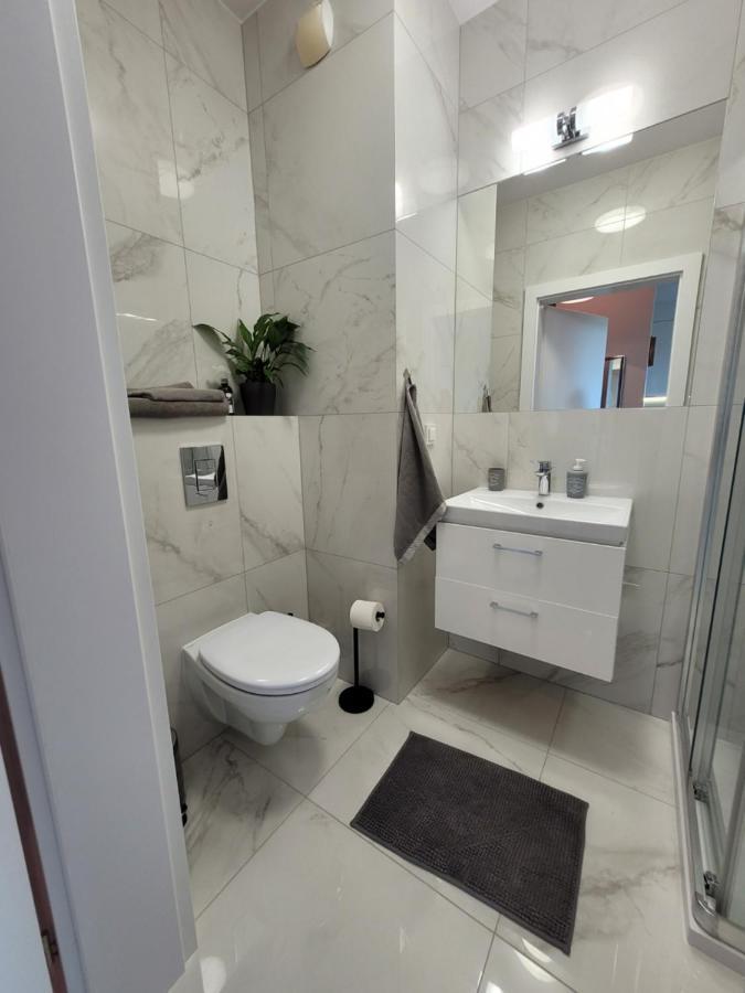 Vizzit Us Premium Apartments Marina Mokotów Warschau Exterior foto